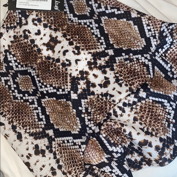 Nasty Gal Flip It Snake Skirt Brown - Picture 6 of 7